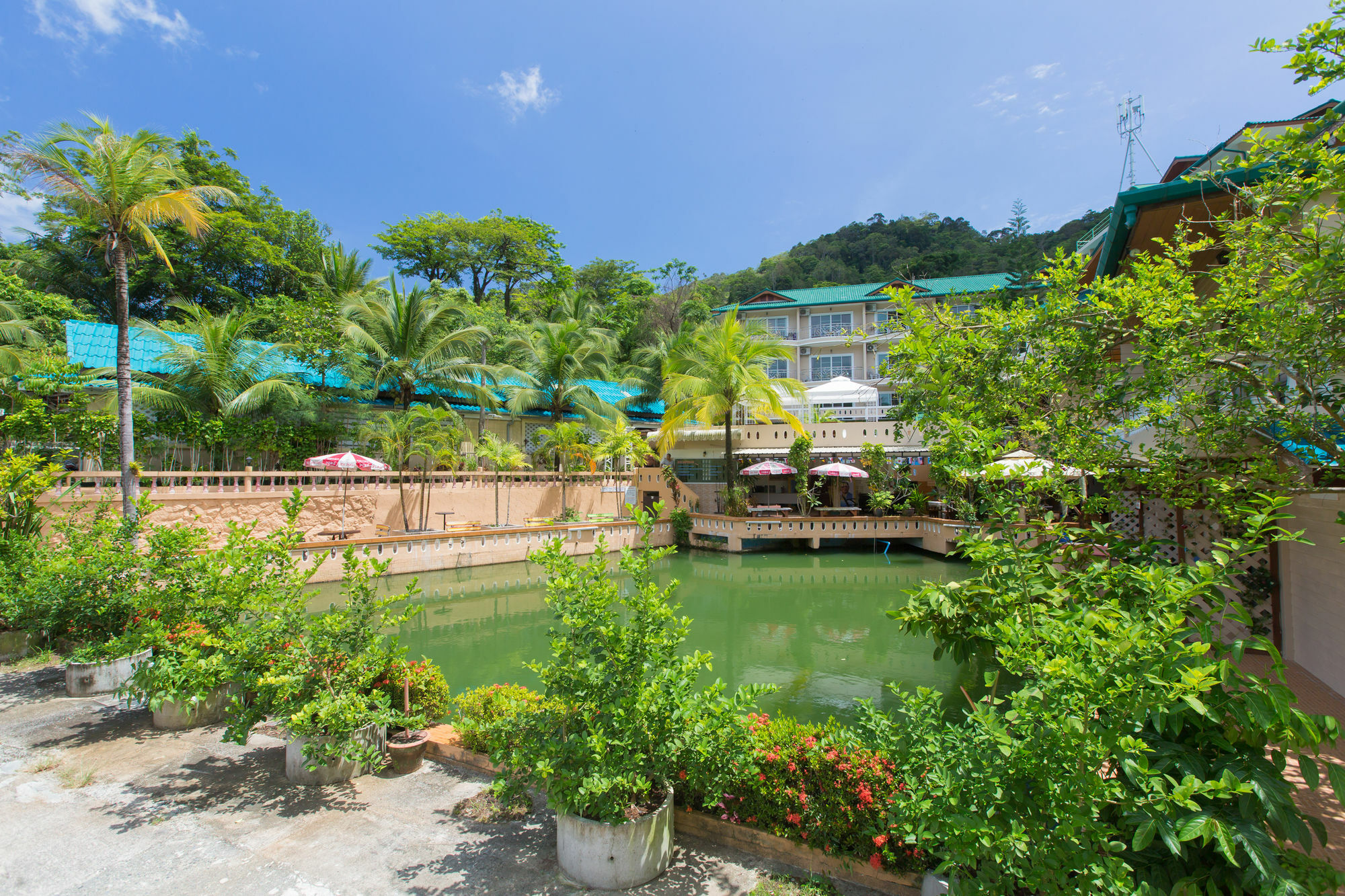 Patong Rai Rom Yen Resort Sha Exterior foto